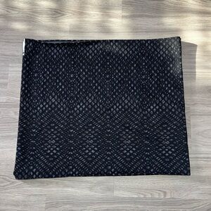 Lululemon Vinyasa Scarf *Fleece (Simply Lace Play Dark Slate Black / Dark Slate)